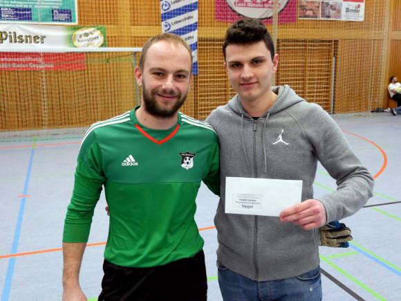 Sieger beim 9 Meter Schießen Aaron Grimm vom TSV Loffenau 