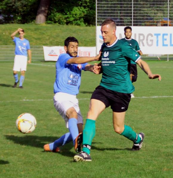  SVM um Kapitän Robert Bilusic im 2. Abschnitt überlegen SV Michelbach - Türkiyemspor Selbach