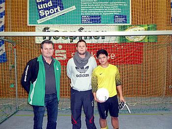 Marc Karcher (Mitte) zusammen mit Ian Ripalda (Rechts) und Reiner Rieger