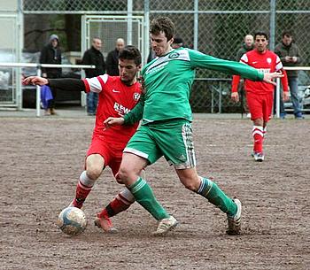 SVM um Michael Schmitt beim Tabellenführer zweikampfstark