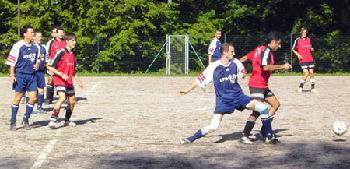 SVM Reserve mit Senol Gündüz (am Ball) weiter erfolgreich