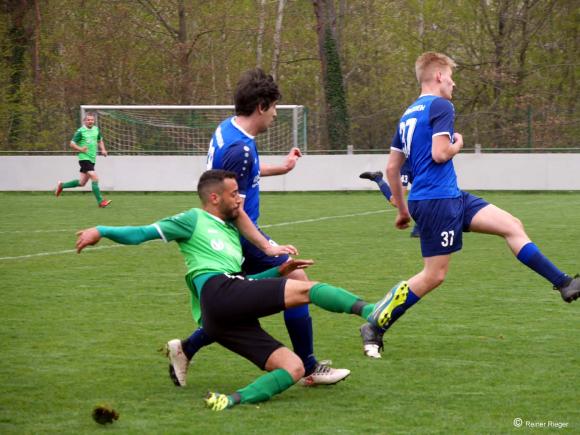 SVM nach Leistungssteigerung im 2. Abschnitt verdienter Sieger