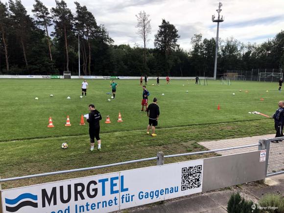 Die SVM Aktiven starten mit einem lockeren Zirkeltraining