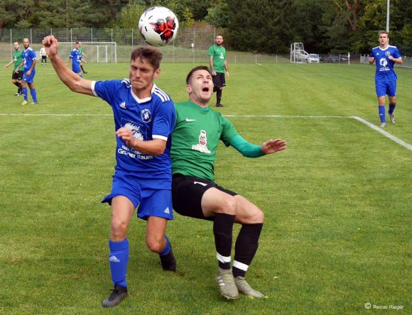 SVM mit Valentin Mazreku gegen Altschweier siegreich