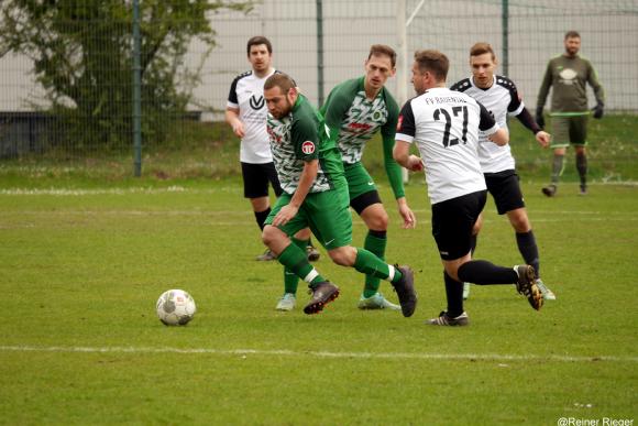 SVM Reserve um Kampfmaschine Manuel Vick mit Punkteteilung