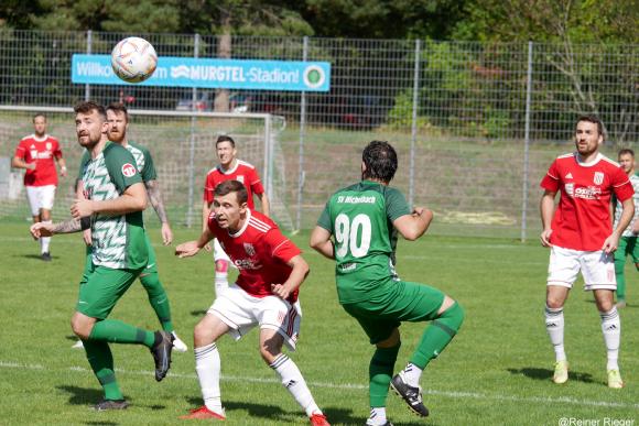 SVM im Spitzenspiel gegen den FV Iffezheim knapp mit 1:0 siegreich - Denny Stoiljkovic mit dem Tor des Tages