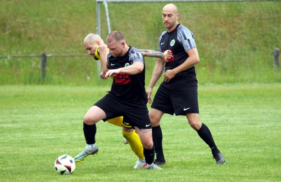SVM um Sven Eiler und Adam Stefaniak mit Punkteteilung im letzten Verbandsspiel