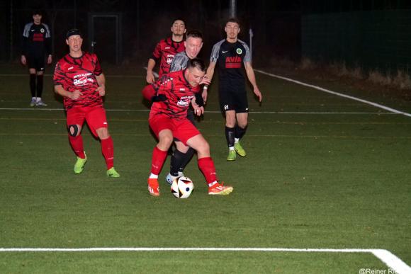 SV Michelbach setzt sich mit Derbysieg an die Tabellenspitze